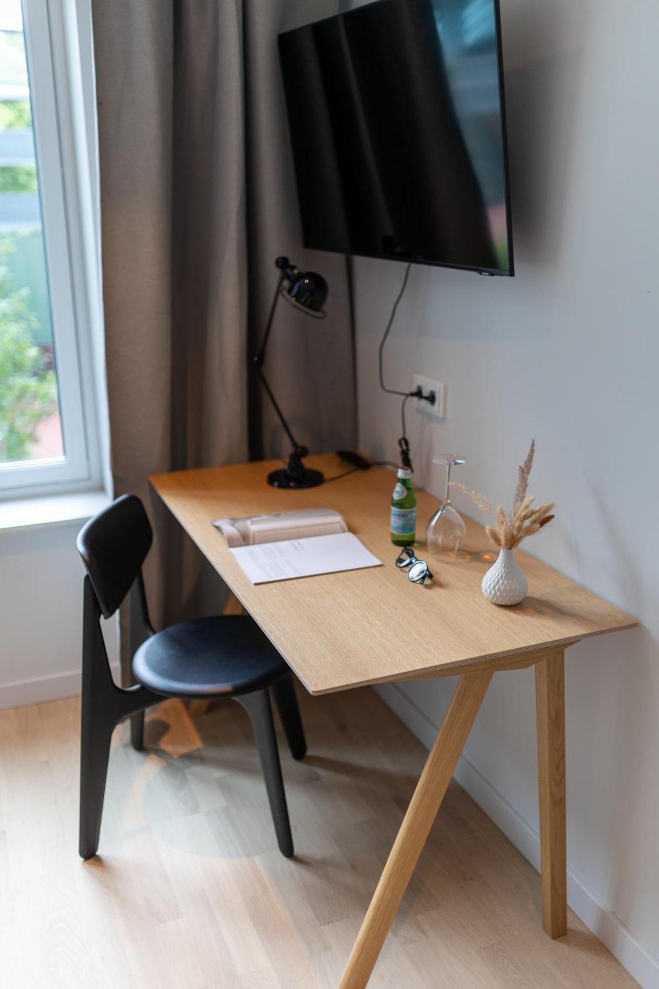 Unity Malmoe - A Studio Hotel Экстерьер фото